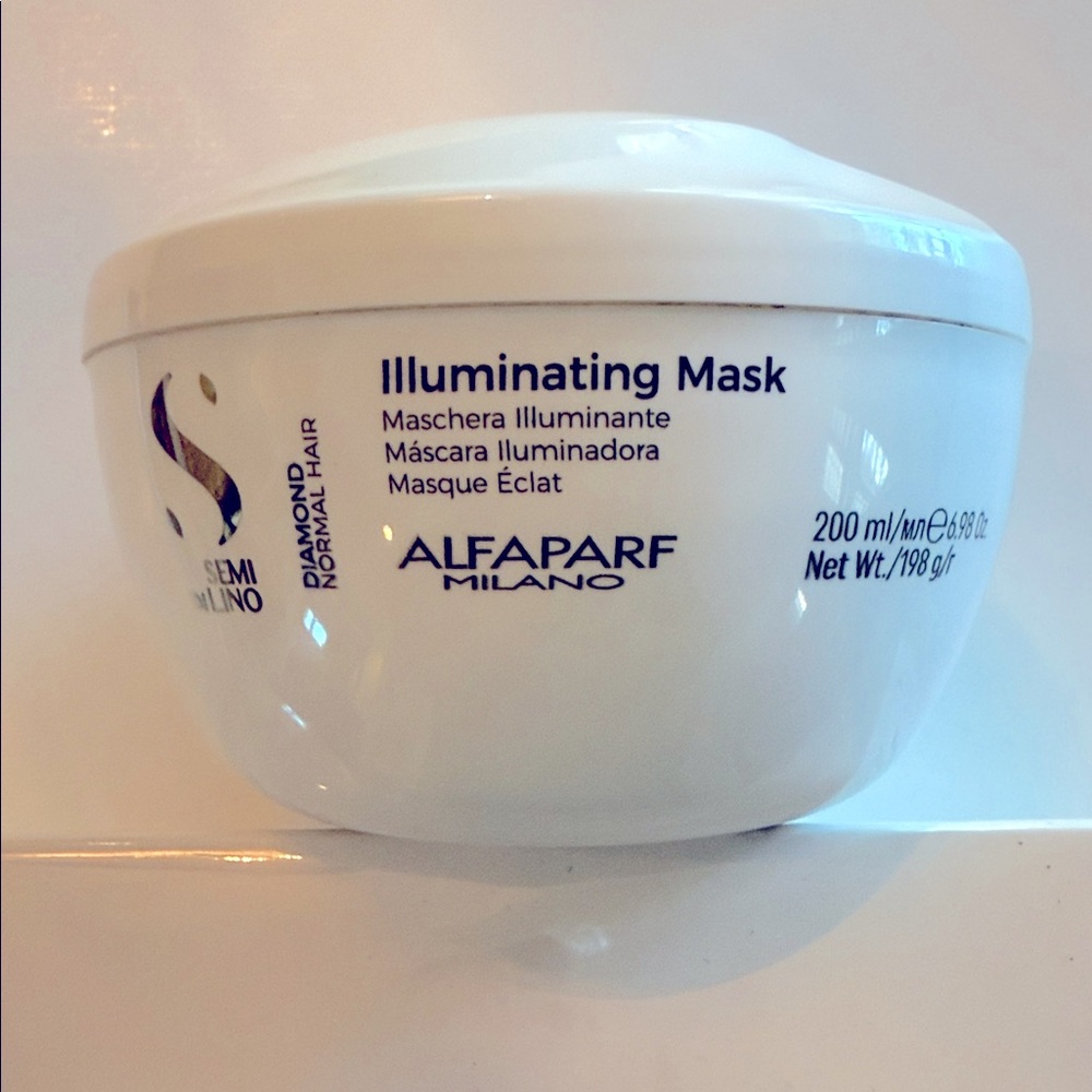 Illuminating Mask - White